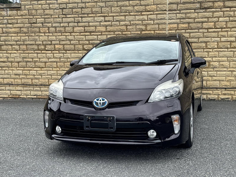 Toyota Prius 1.8 VVT-h T Spirit Hatchback 5dr Petrol Hybrid CVT Euro 5 (s/s) (136 ps)
