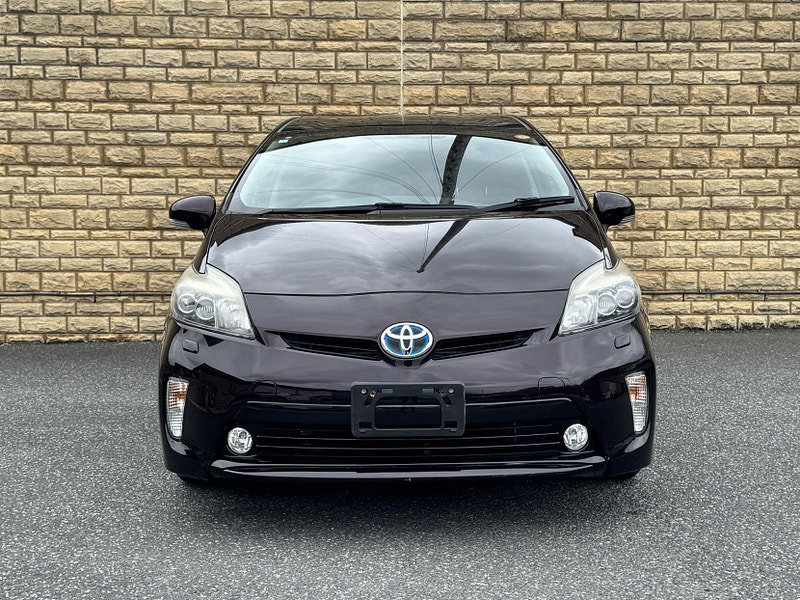 Toyota Prius 1.8 VVT-h T Spirit Hatchback 5dr Petrol Hybrid CVT Euro 5 (s/s) (136 ps)