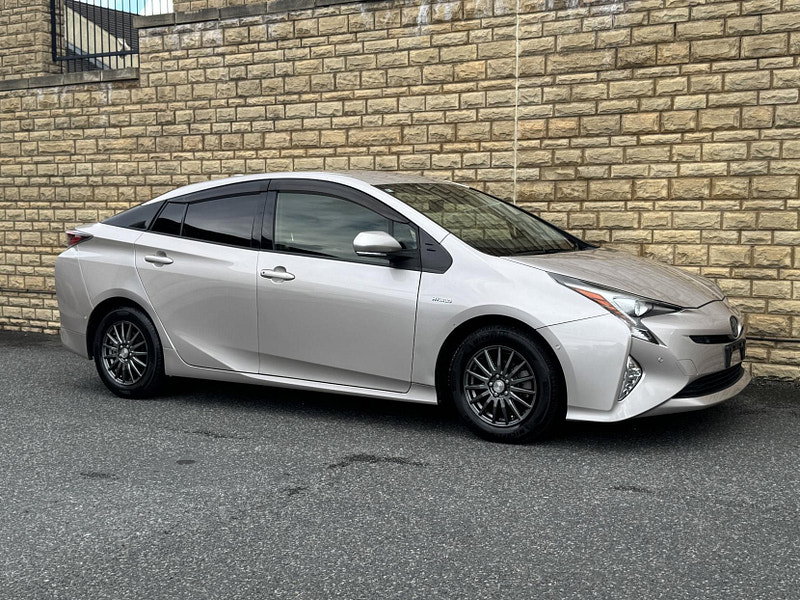 Toyota Prius 1.8 VVT-h Excel Hatchback 5dr Petrol Hybrid CVT Euro 6 (s/s) (122 ps)