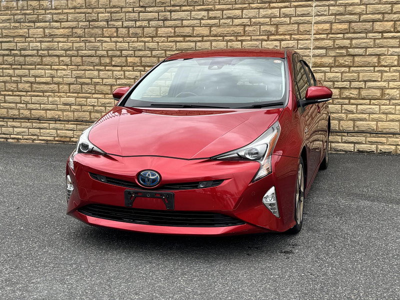 Toyota Prius 1.8 VVT-h Business Edition Hatchback 5dr Petrol Hybrid CVT Euro 6 (s/s) (122 ps)