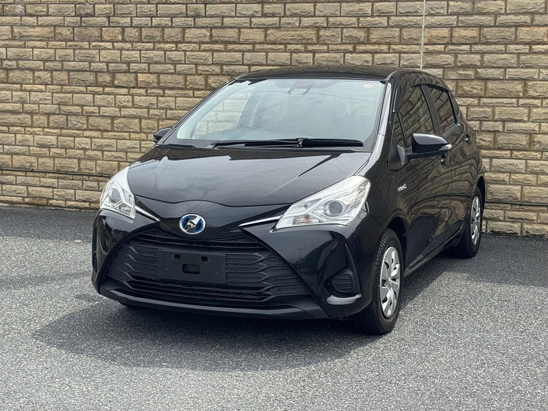 Toyota Yaris 1.5 VVT-h Design Hatchback 5dr Petrol Hybrid E-CVT Euro 6 (s/s) (100 ps)