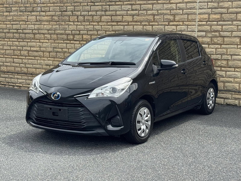 Toyota Yaris 1.5 VVT-h Design Hatchback 5dr Petrol Hybrid E-CVT Euro 6 (s/s) (100 ps)