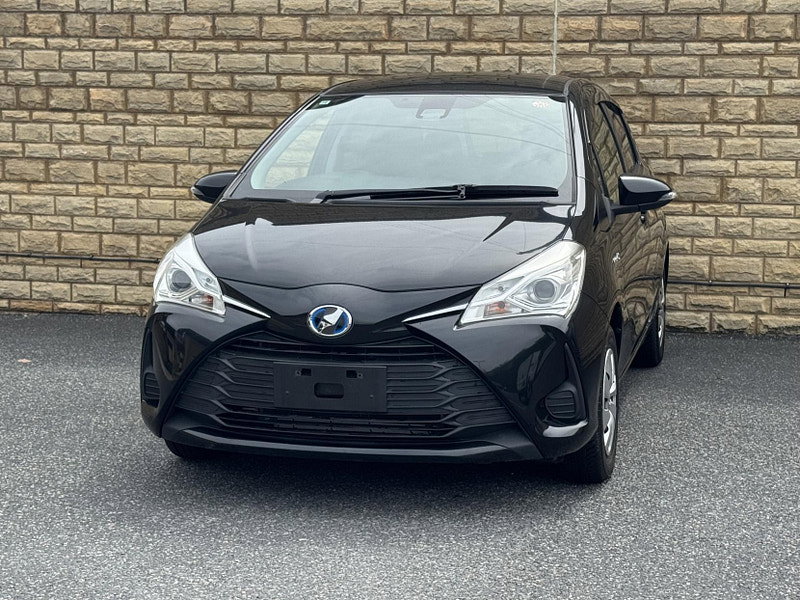 Toyota Yaris 1.5 VVT-h Design Hatchback 5dr Petrol Hybrid E-CVT Euro 6 (s/s) (100 ps)