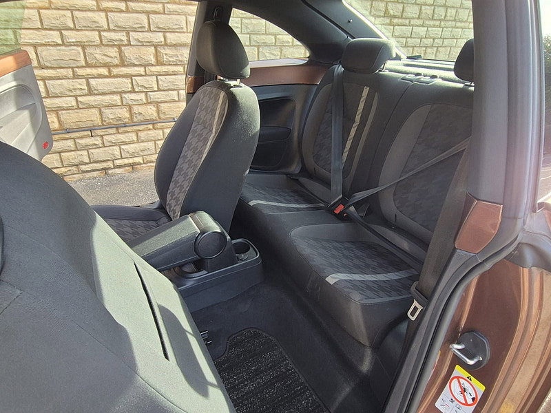 Volkswagen Beetle 1.2 TSI BlueMotion Tech Dune Hatchback 3dr Petrol DSG Euro 6 (s/s) (105 ps)