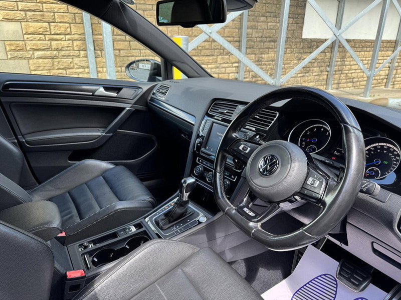 Volkswagen Golf 2.0 TSI BlueMotion Tech R DSG 4Motion Euro 6 (s/s) 5dr