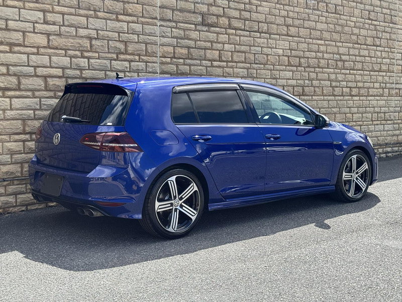 Volkswagen Golf 2.0 TSI BlueMotion Tech R Hatchback 5dr Petrol Manual 4Motion Euro 6 (s/s) (300 ps)