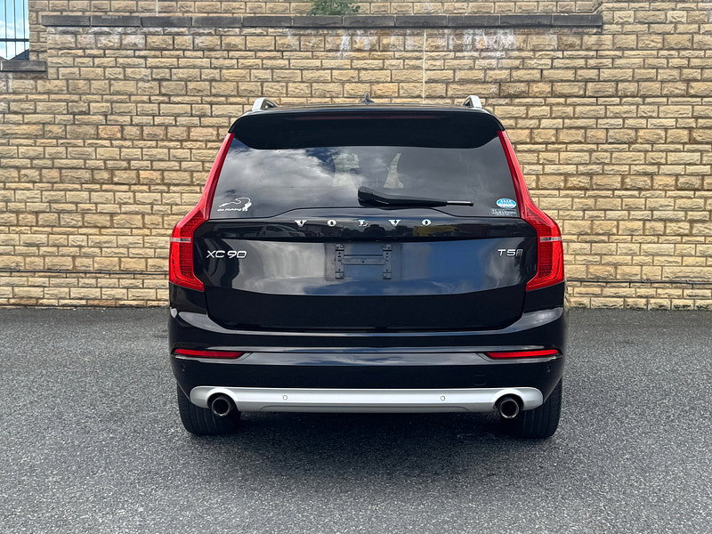 Volvo XC90 2.0 T5 Momentum SUV 5dr Petrol Auto 4WD Euro 6 (s/s) (250 ps)