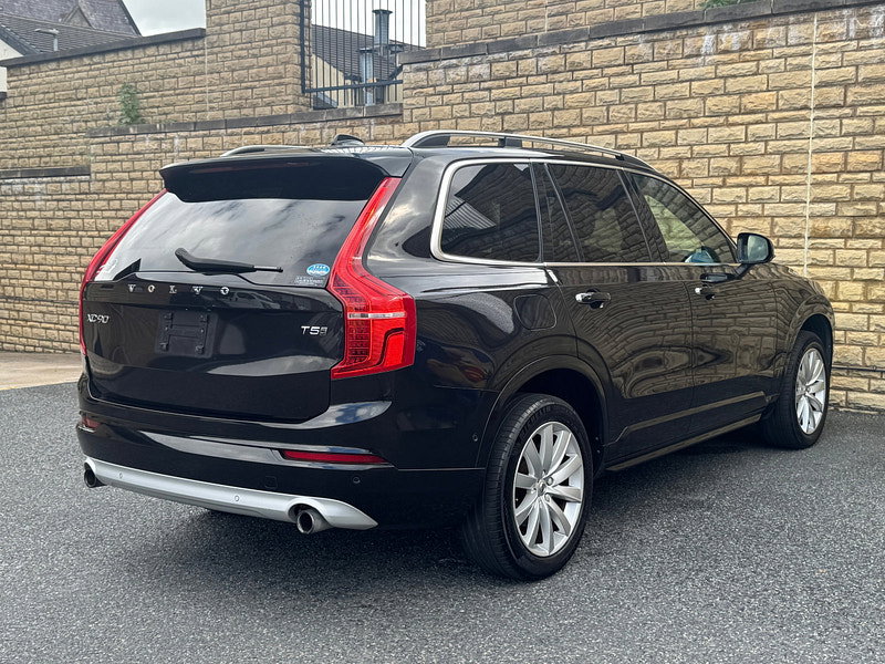 Volvo XC90 2.0 T5 Momentum SUV 5dr Petrol Auto 4WD Euro 6 (s/s) (250 ps)
