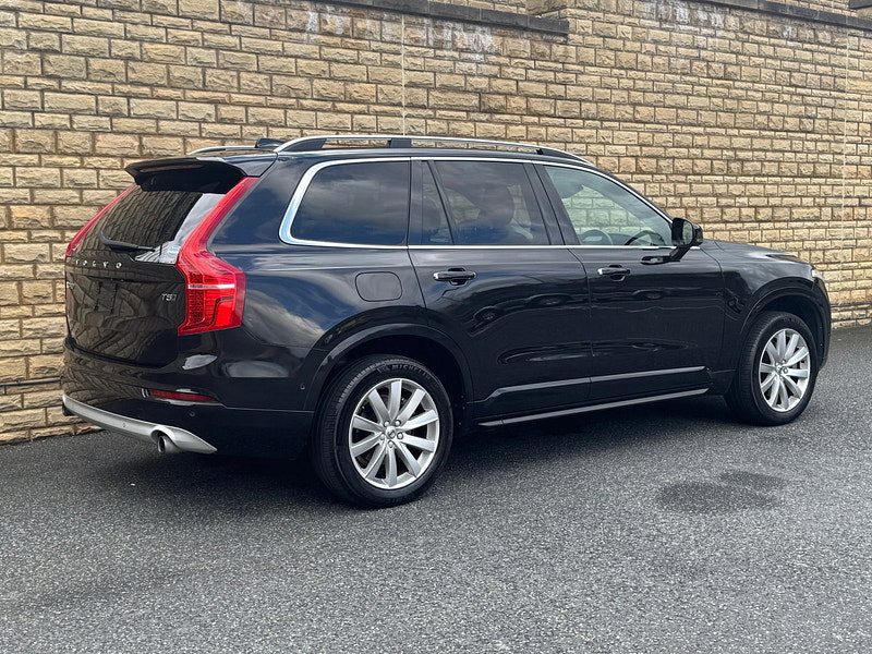 Volvo XC90 2.0 T5 Momentum SUV 5dr Petrol Auto 4WD Euro 6 (s/s) (250 ps)