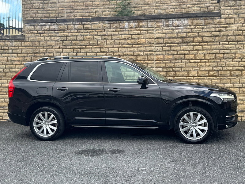 Volvo XC90 2.0 T5 Momentum SUV 5dr Petrol Auto 4WD Euro 6 (s/s) (250 ps)