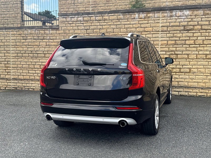 Volvo XC90 2.0 T5 Momentum SUV 5dr Petrol Auto 4WD Euro 6 (s/s) (250 ps)