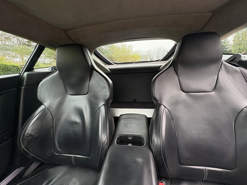 Aston Martin Vantage 4.3 V8 Coupe 2dr Petrol Manual Euro 4 (380 bhp)
