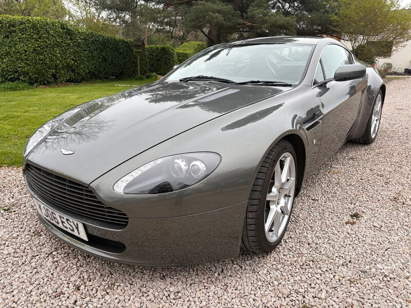Aston Martin Vantage 4.3 V8 Coupe 2dr Petrol Manual Euro 4 (380 bhp)