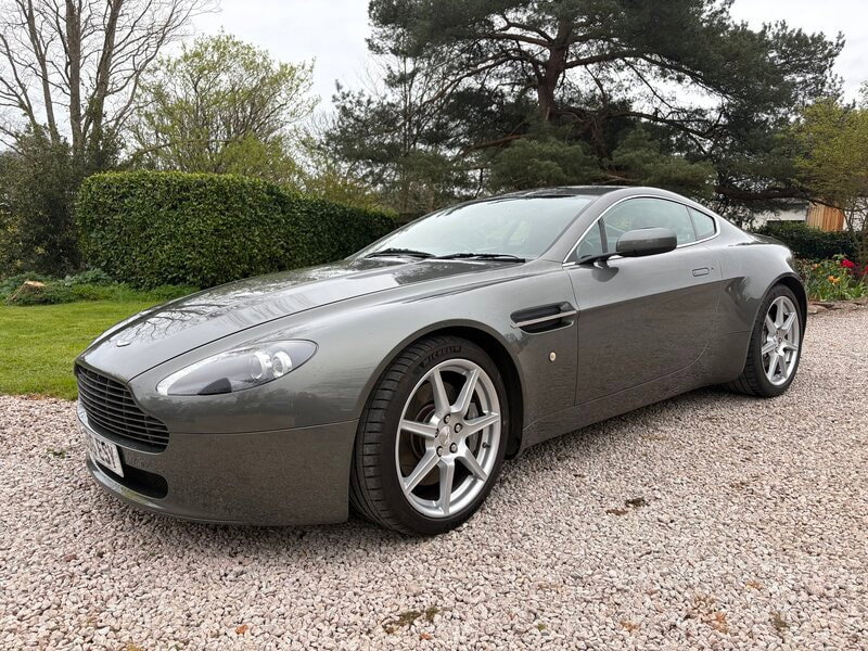 Aston Martin Vantage 4.3 V8 Coupe 2dr Petrol Manual Euro 4 (380 bhp)