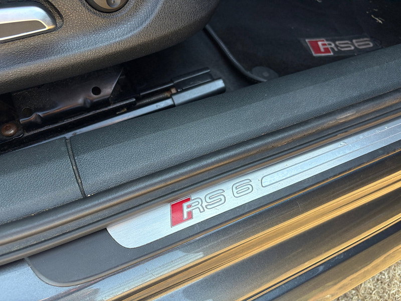 Audi RS6 Avant 4.0 TFSI V8 Estate 5dr Petrol Tiptronic quattro Euro 6 (s/s) (560 ps)