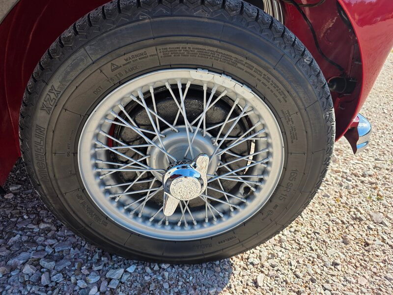 Austin Healey 100/4 LaE MANS SPEC