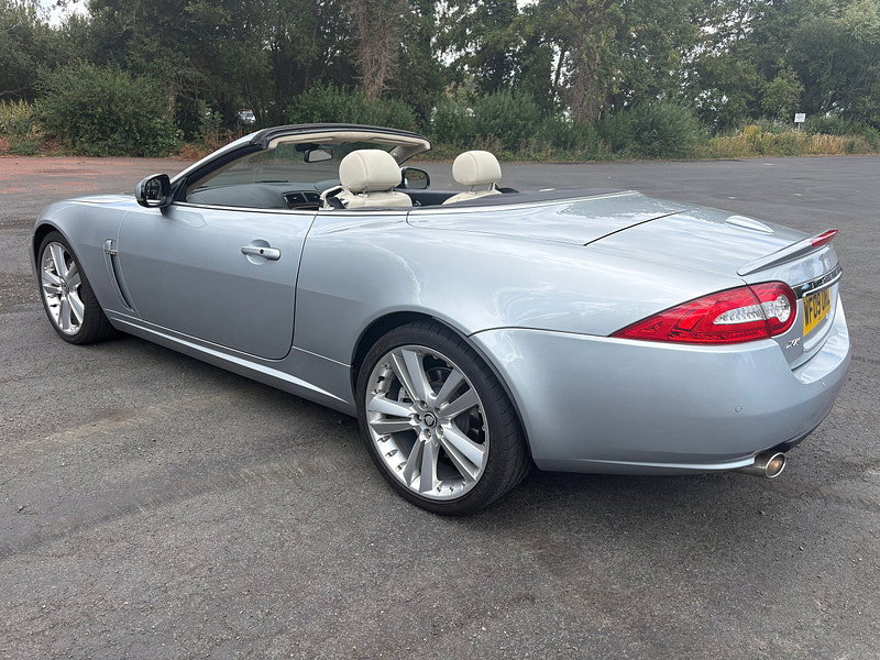 Jaguar XK 5.0 V8 Portfolio Convertible 2dr Petrol Auto Euro 5 (385 ps)