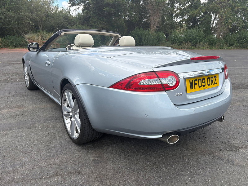Jaguar XK 5.0 V8 Portfolio Convertible 2dr Petrol Auto Euro 5 (385 ps)