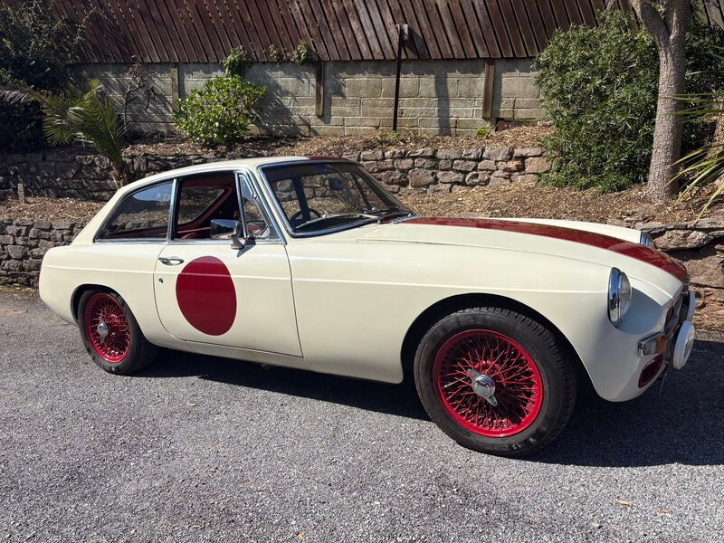 MG MGB GT Overdrive