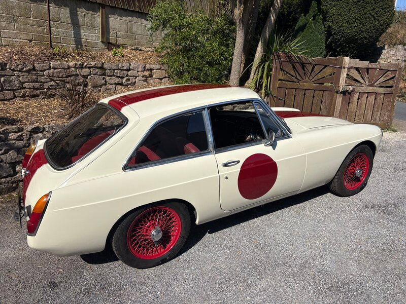 MG MGB GT Overdrive