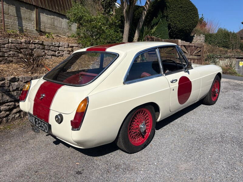 MG MGB GT Overdrive
