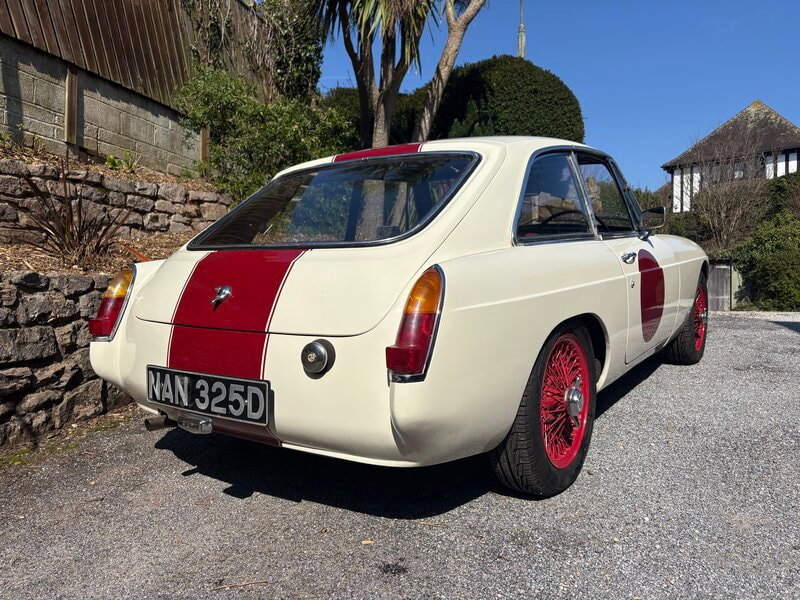 MG MGB GT Overdrive