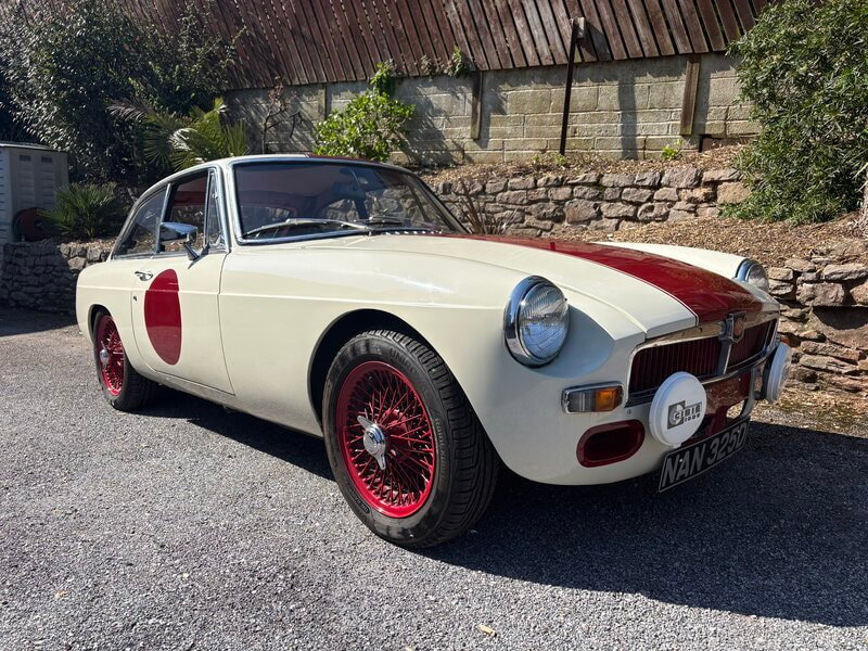 MG MGB GT Overdrive