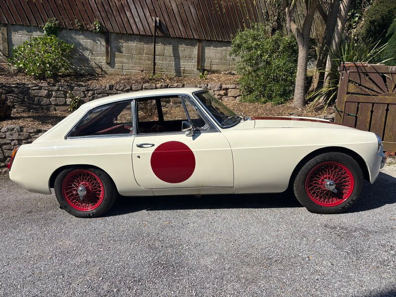 MG MGB GT Overdrive