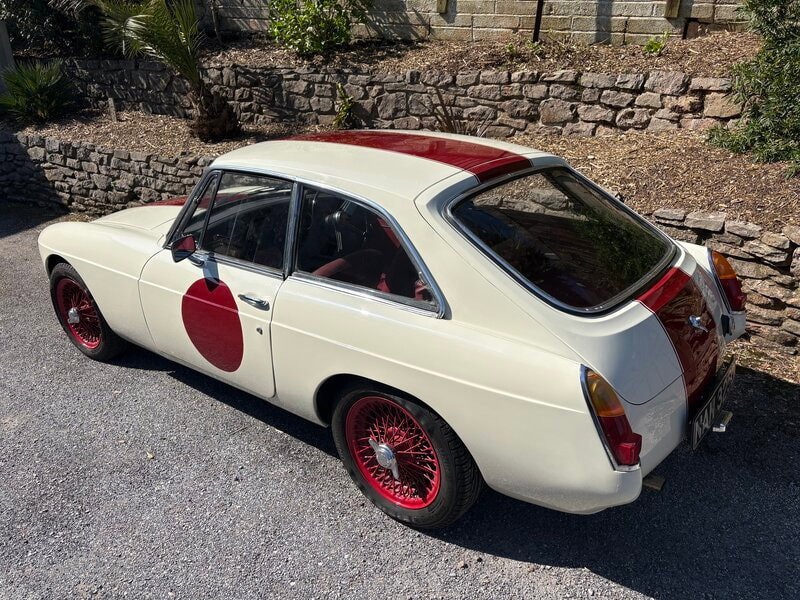 MG MGB GT Overdrive