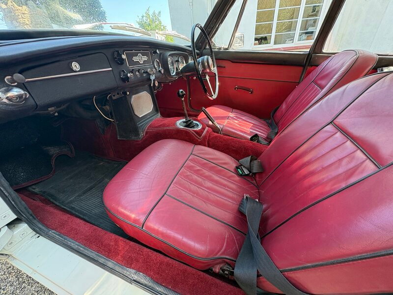 MG MGB GT Overdrive