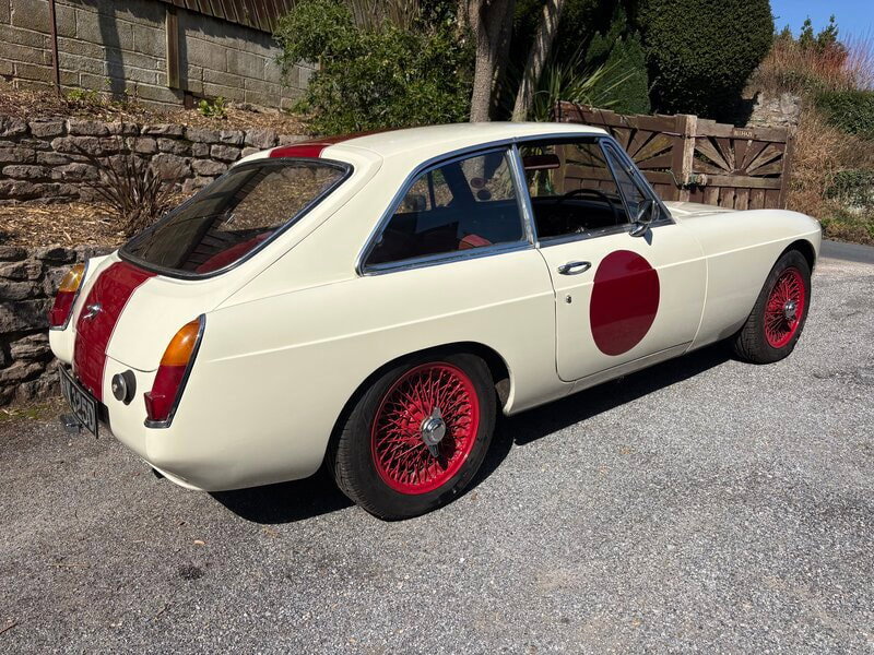 MG MGB GT Overdrive