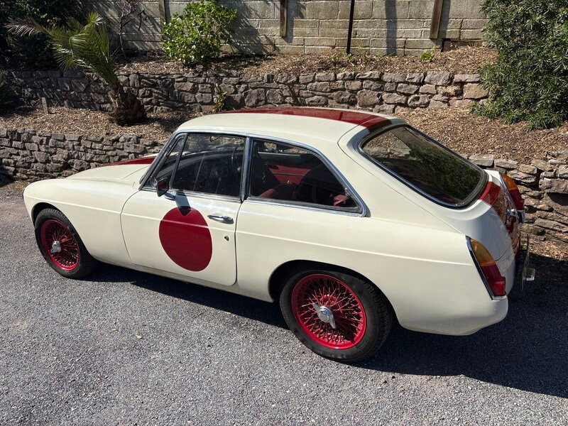 MG MGB GT Overdrive