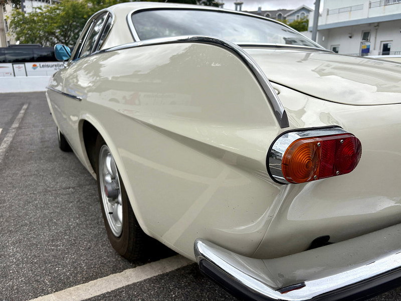 Volvo P1800 S