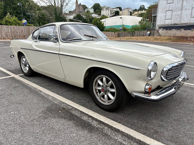 Volvo P1800 S