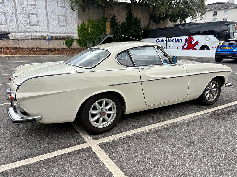 Volvo P1800 S