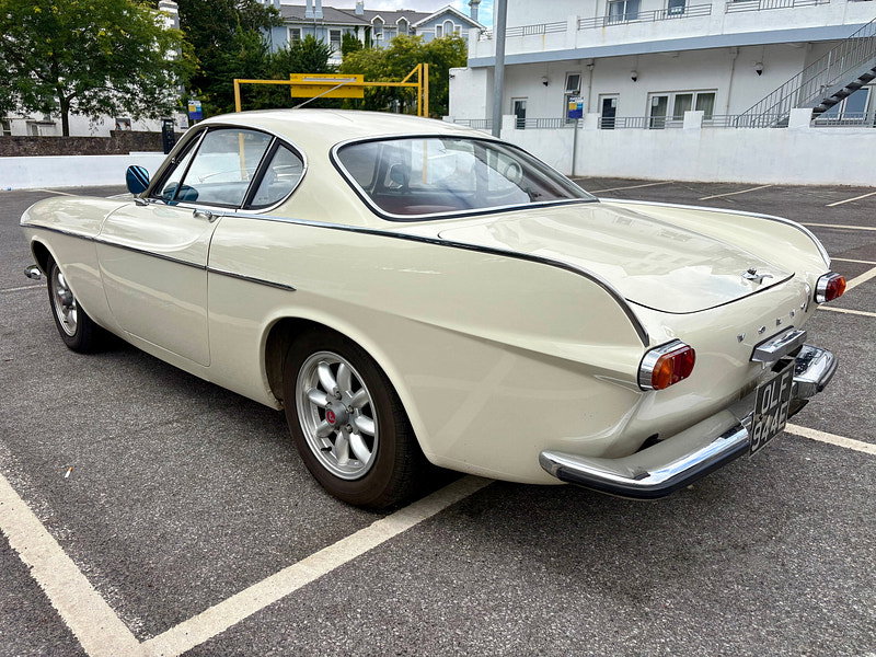 Volvo P1800 S