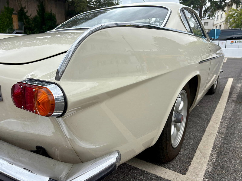 Volvo P1800 S