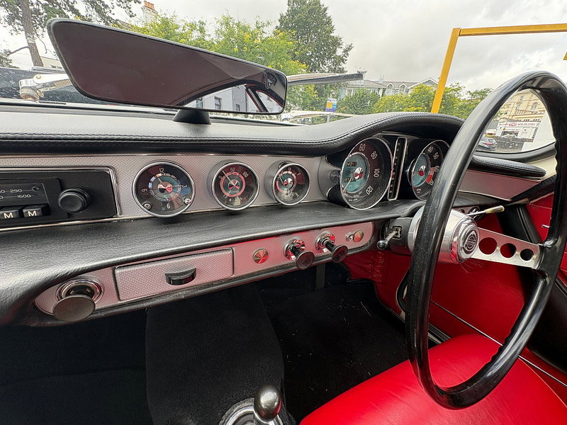 Volvo P1800 S