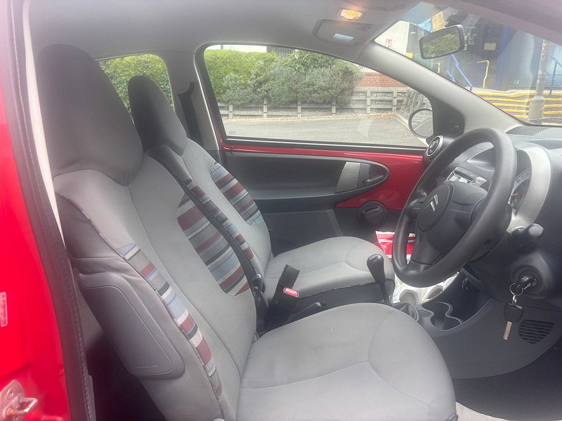 Citroen C1 1.0i VTR+ Hatchback 3dr Petrol Manual Euro 5 (68 ps)