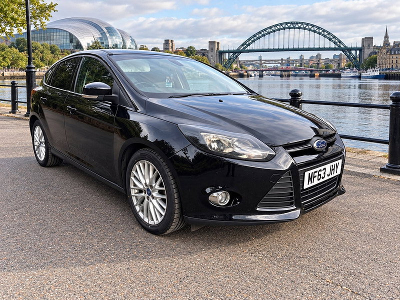 Ford Focus 1.6 TDCi Zetec Hatchback 5dr Diesel Manual Euro 5 (s/s) (115 ps)