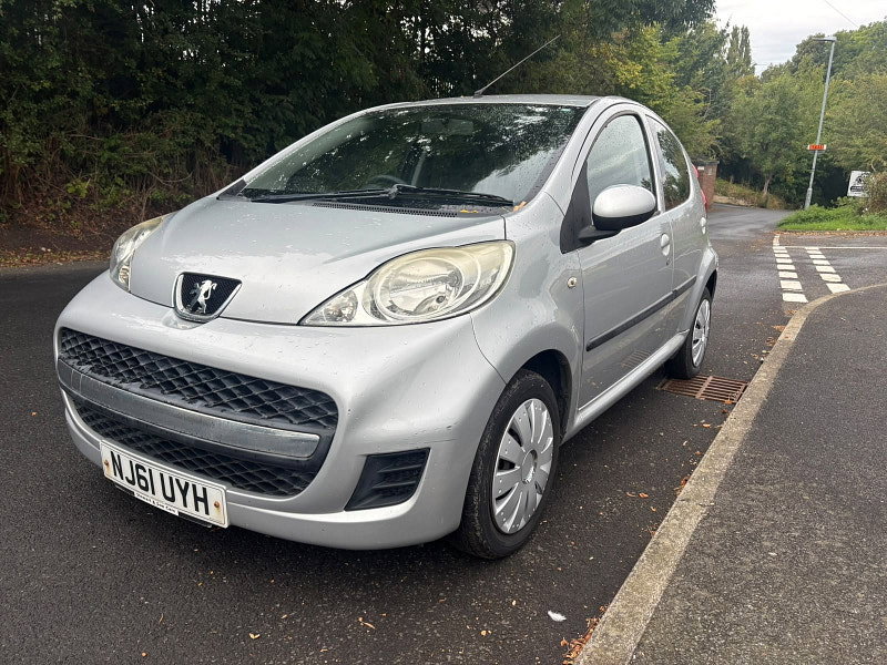 Peugeot 107 1.0 12V Urban Hatchback 5dr Petrol Manual Euro 5 (68 ps)