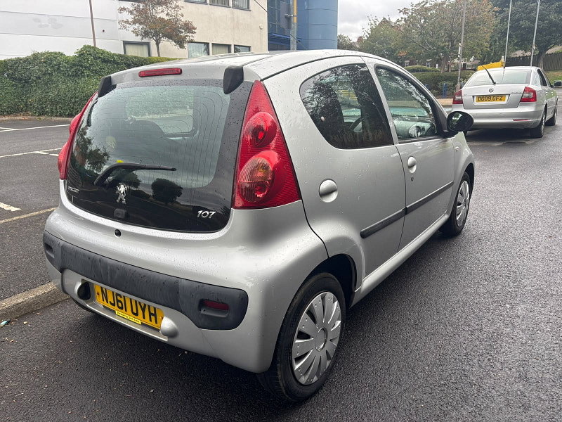 Peugeot 107 1.0 12V Urban Hatchback 5dr Petrol Manual Euro 5 (68 ps)