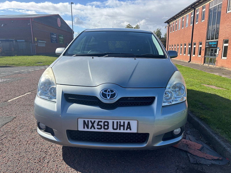 Toyota Corolla Verso 2.2 D-4D SR MPV 5dr Diesel Manual (167 g/km, 134 bhp)