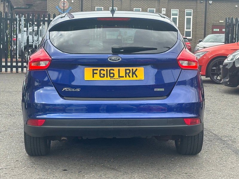 Ford Focus 1.0T EcoBoost Zetec Hatchback 5dr Petrol Manual Euro 6 (s/s) (125 ps)