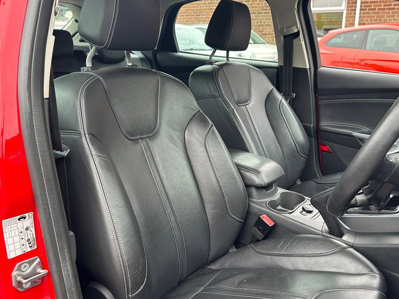 Ford Focus 1.6T EcoBoost Titanium X Euro 5 (s/s) 5dr