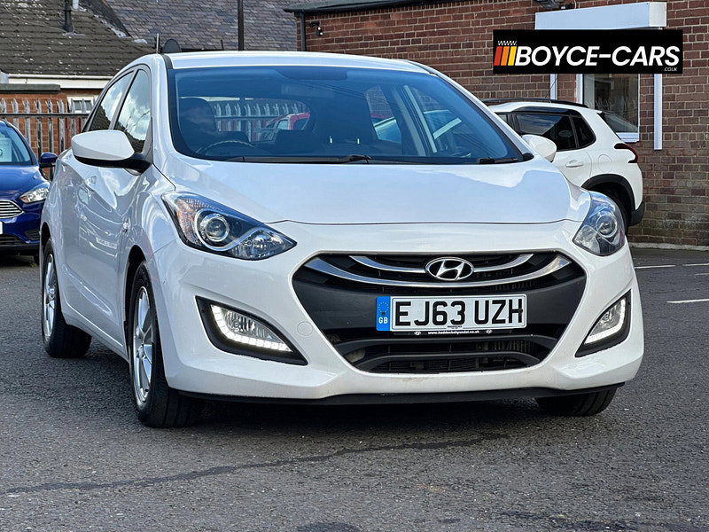 Hyundai I30 1.6 CRDi Blue Drive Active Hatchback 5dr Diesel Manual Euro 5 (s/s) (110 ps)