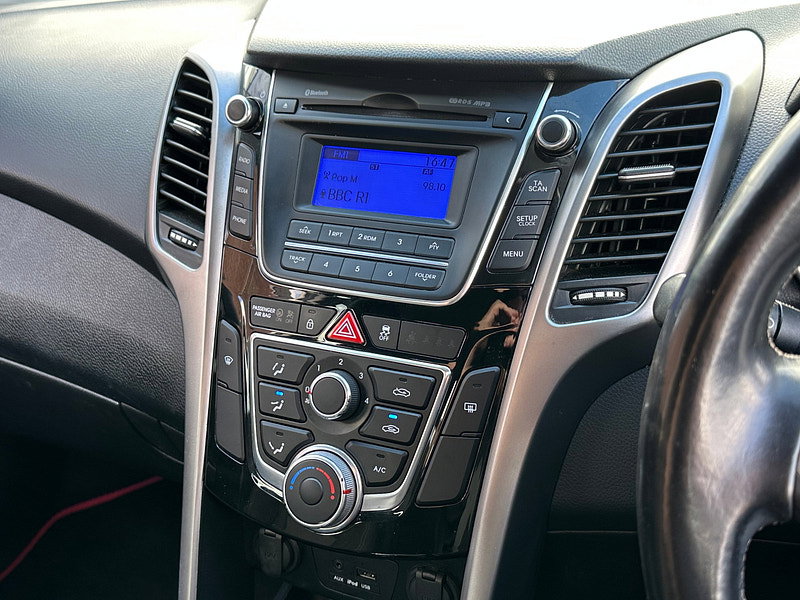 Hyundai I30 1.6 CRDi Blue Drive Active Hatchback 5dr Diesel Manual Euro 5 (s/s) (110 ps)