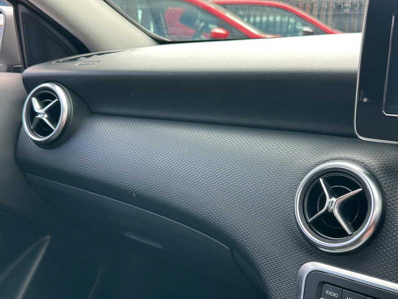 Mercedes-Benz A Class 1.5 A180d SE Euro 6 (s/s) 5dr