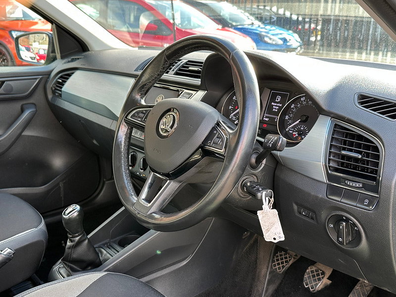 Skoda Fabia 1.0 TSI Colour Edition Hatchback 5dr Petrol Manual Euro 6 (s/s) (95 ps)