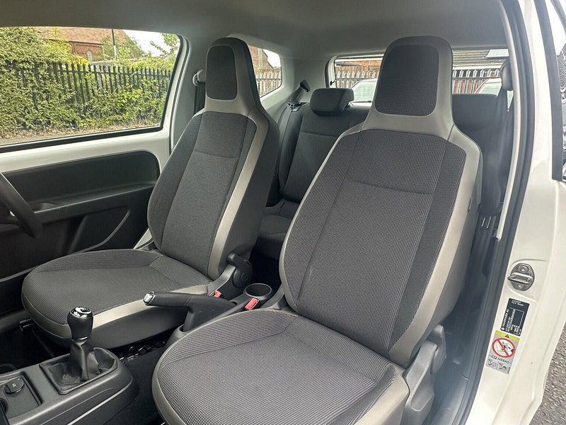 Volkswagen up! 1.0 High up!